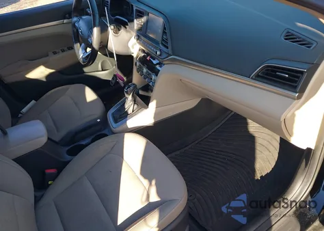 2020 Hyundai Elantra Value Edition z USA, uszkodzony, nr VIN KMHD84LFXLU003529